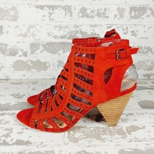 Vince Camuto Women's Red Cage Strap Back Zip Kandace Heels Shoes V315